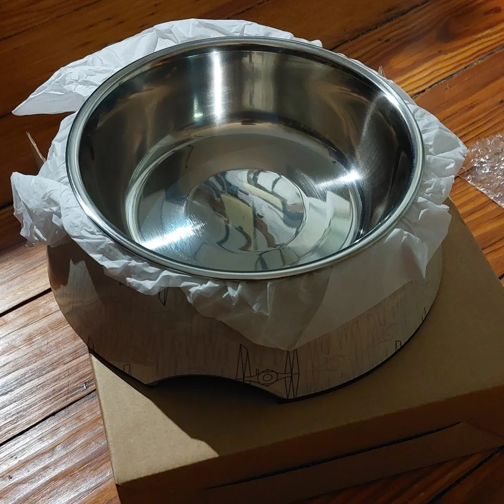 Lrge Star Wars Pet Bowl